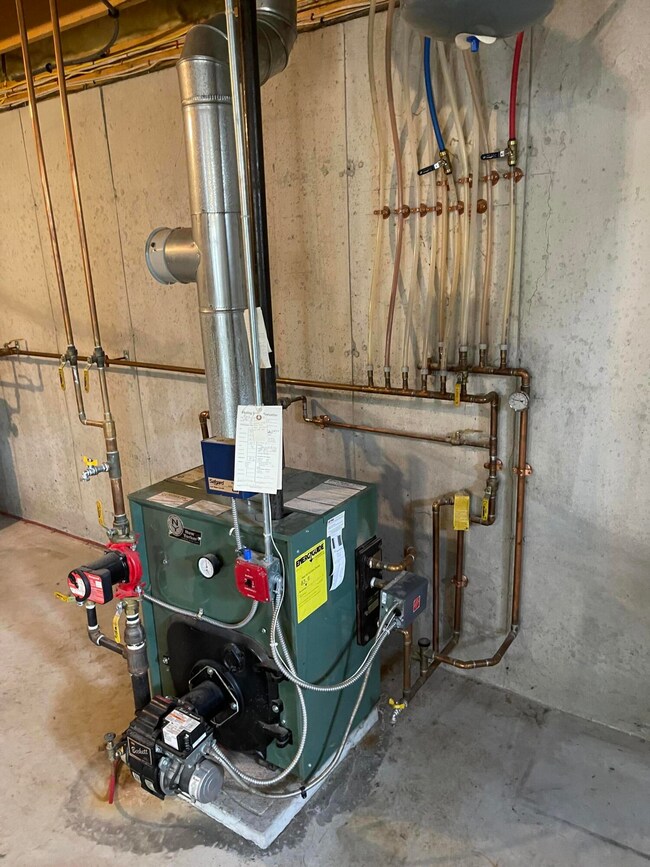 48 Hillcrest Ave, Lewiston, ME 04240 - photo 5