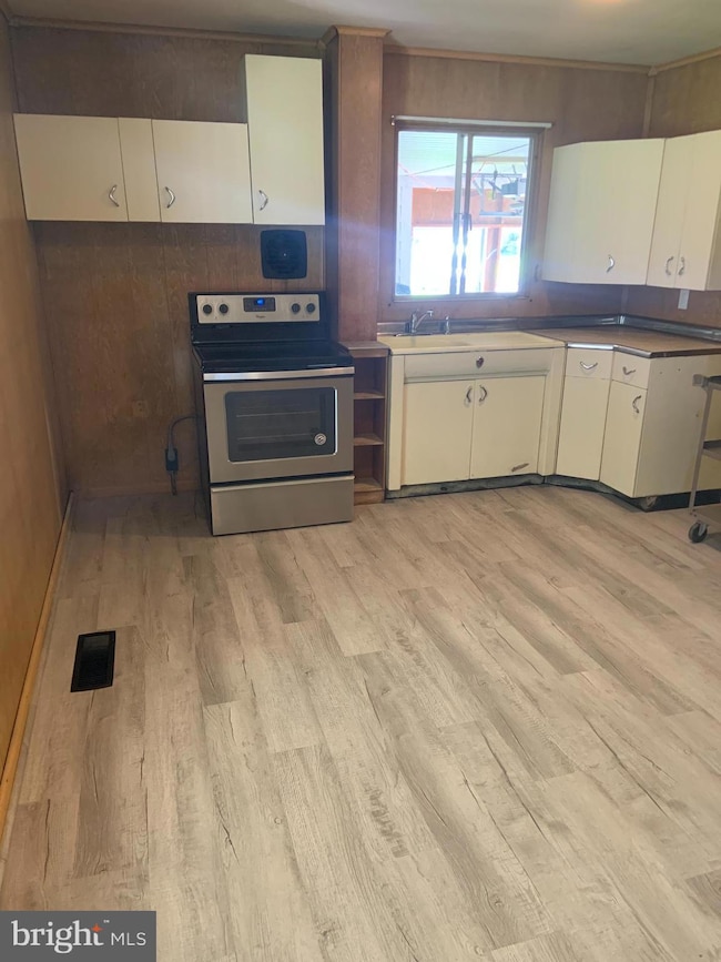 460 Lumber St, Middletown, PA 17057 - photo 7