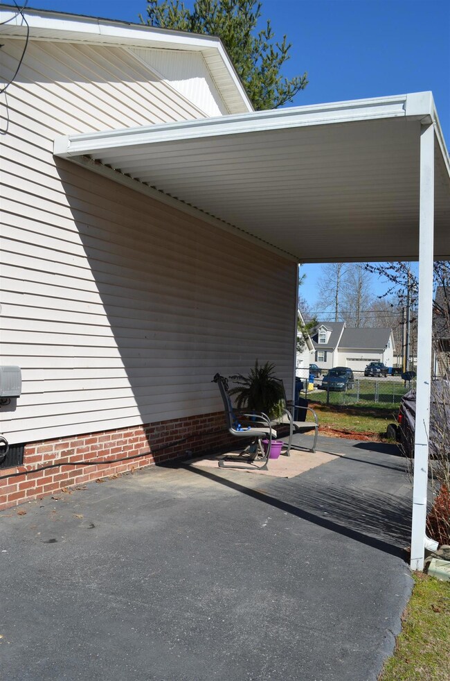 52 Woody Ln, Manchester, TN 37355 - photo 4