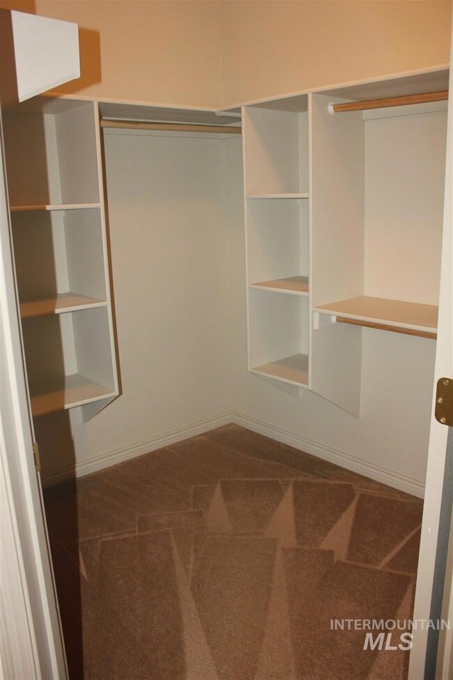 1001 S Diamond St, Nampa, ID 83686 - photo 5