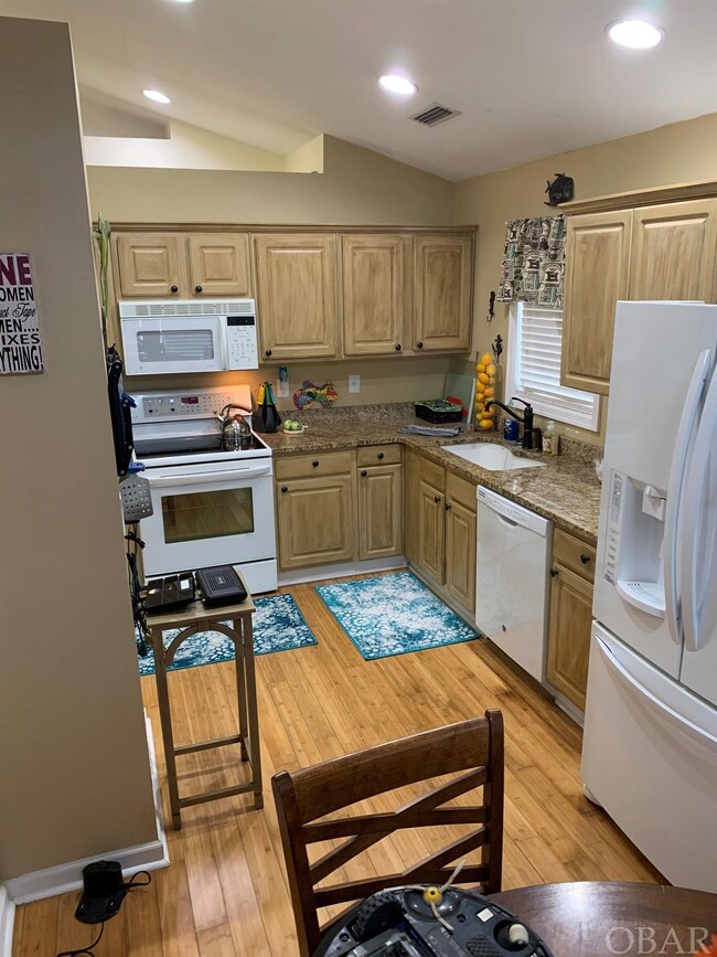 801 8th Ave, Kill Devil Hills, NC 27948 - photo 2