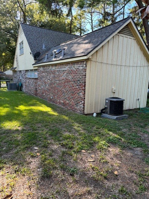 12106 Broken Arrow St, Houston, TX 77024 - photo 4