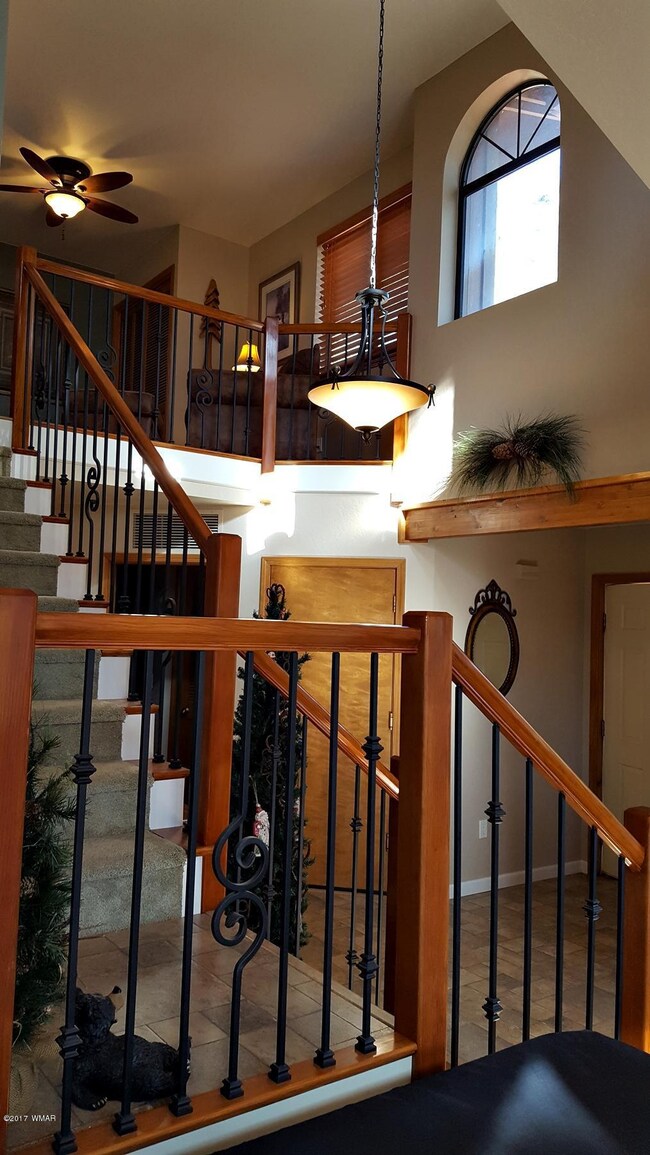 lookingLoft