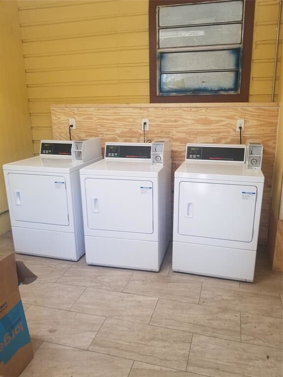 228 NE 4th St, Grand Prairie, TX 75050 - photo 5