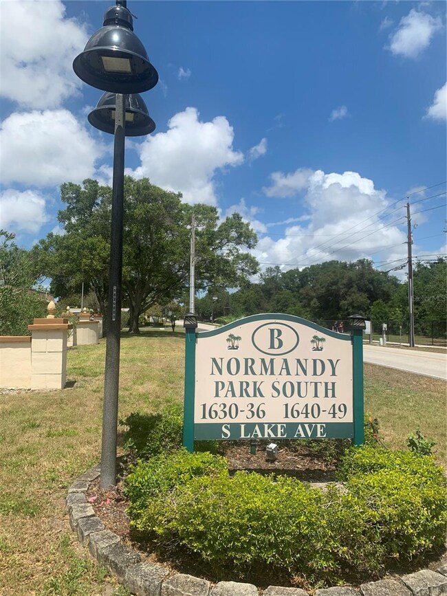 Entrance to beautiful Normandy Park South