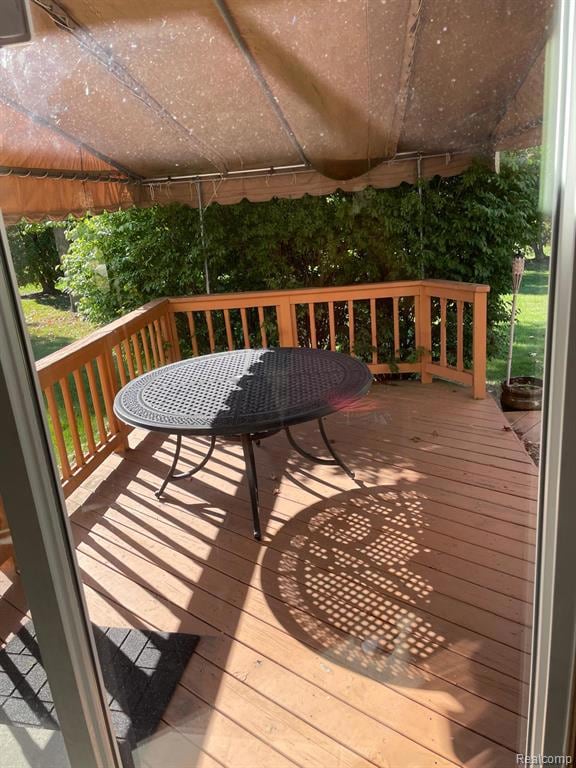 45357 Glengarry Blvd, Canton Township, MI 48188 - photo 3