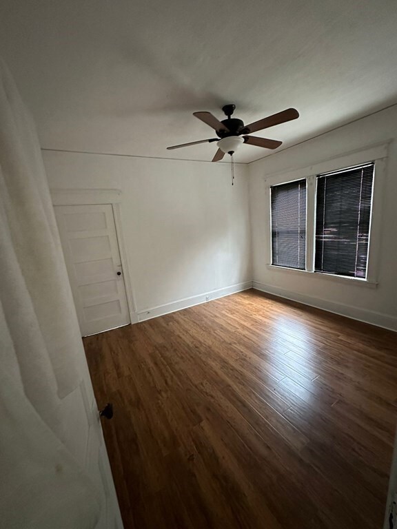 43 Lathrop St unit 2, West Springfield, MA 01089 - photo 7