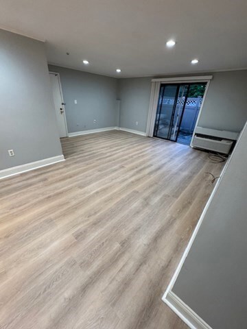 3 Village Rock Ln unit 1, Natick, MA 01760 - photo 2