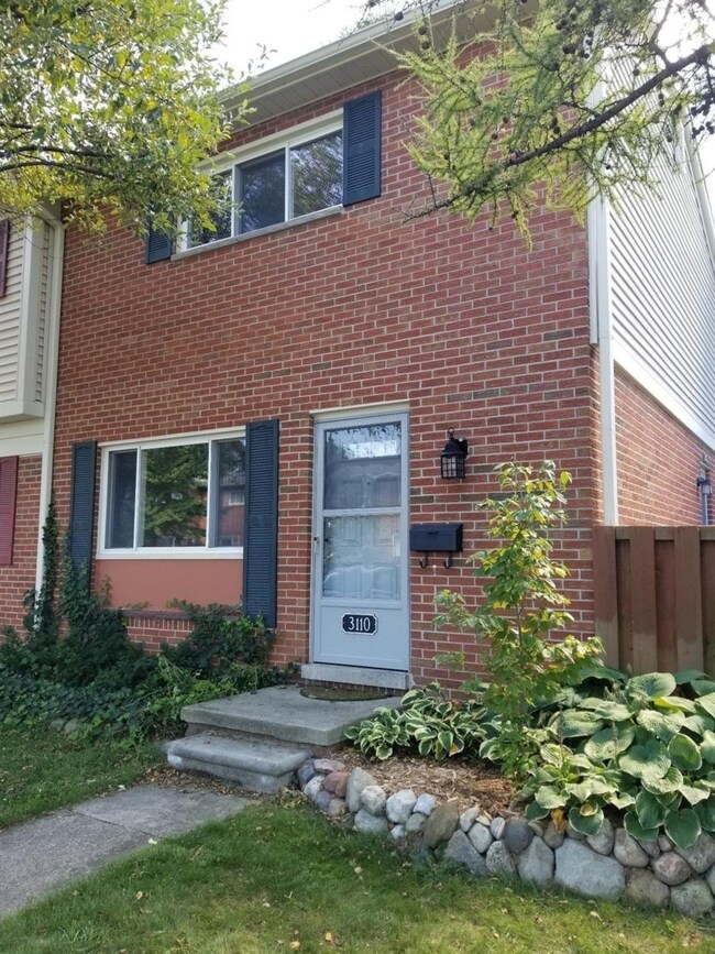 3110 Wolverine Dr unit 251, Ann Arbor, MI 48108 - photo 2