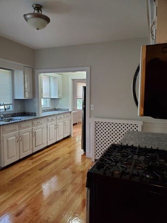 648 South St unit 2, Boston, MA 02131 - photo 2