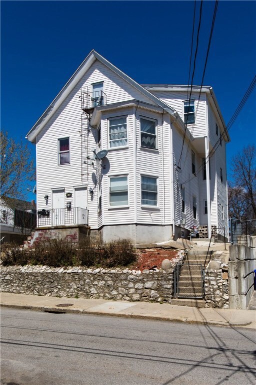 41 Hendricks St unit 43, Central Falls, RI 02863 - photo 2