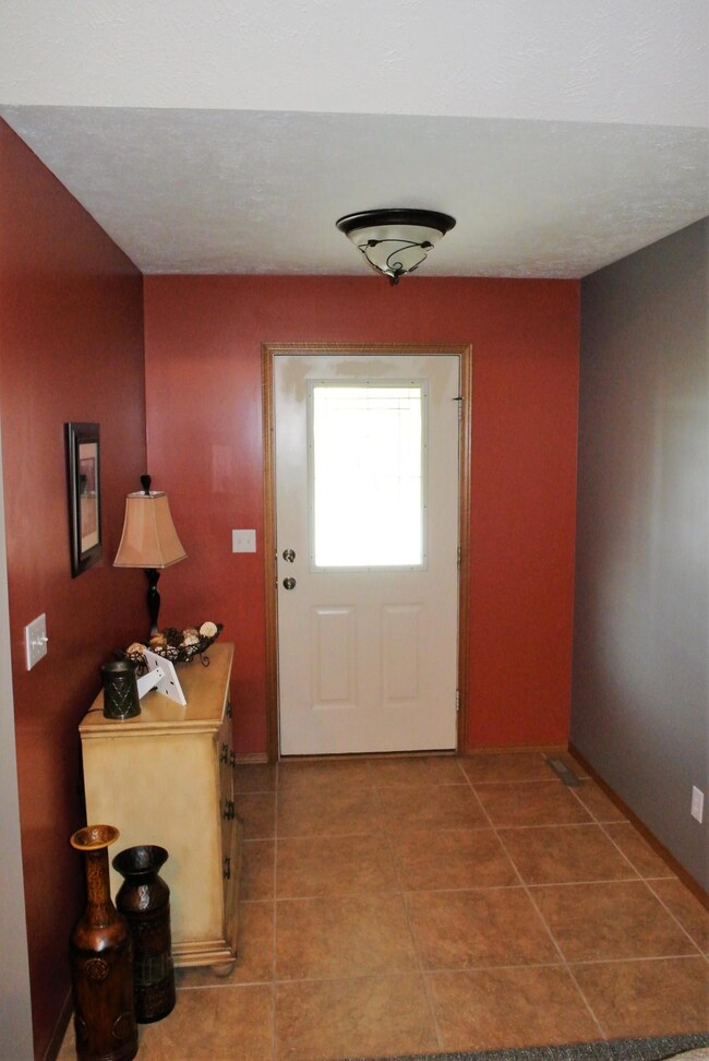 648 Spout Spring St, Nixa, MO 65714 - photo 3