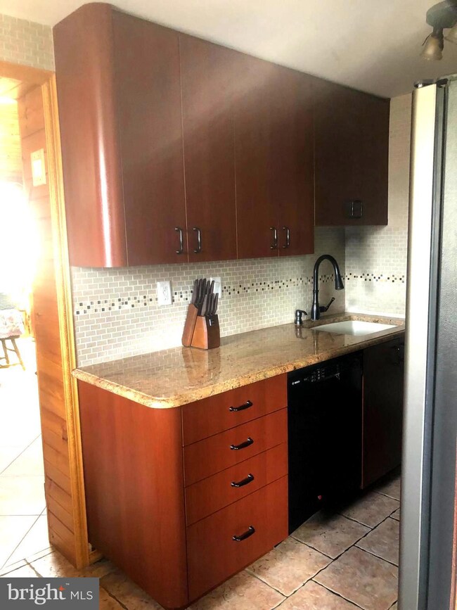 1548 Reservoir Ave unit 32, Abington, PA 19001 - photo 3