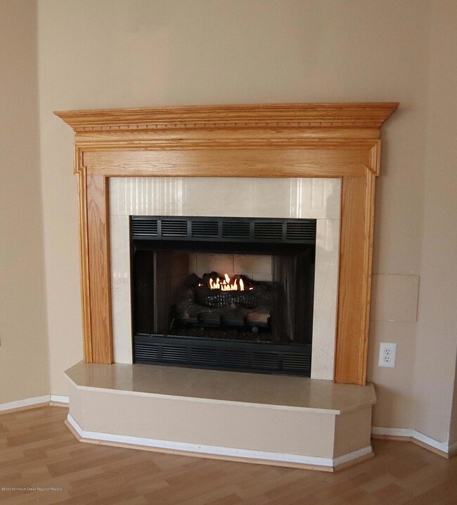 75 Madison Ct, Tinton Falls, NJ 07712 - photo 4