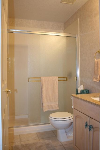 2357 Master Bathroom