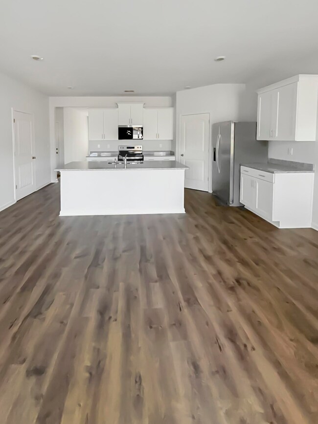 275 Kipling Dr, Oakland, TN 38060 - photo 2