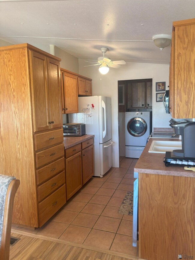 11413 E 39th St, Yuma, AZ 85367 - photo 6