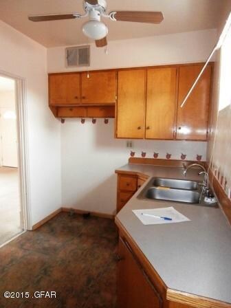 Kitchen (2)