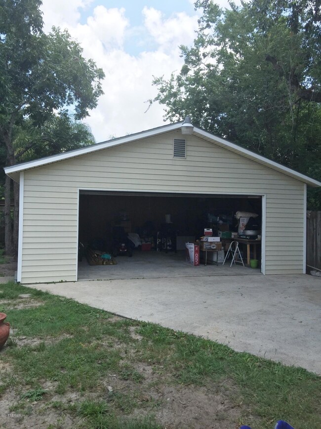 5143 Lexington Ave, Jacksonville, FL 32210 - photo 3