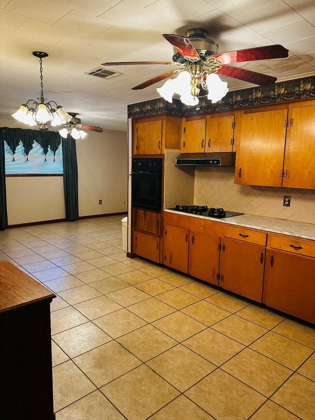 513 Kenney St, Houma, LA 70364 - photo 5