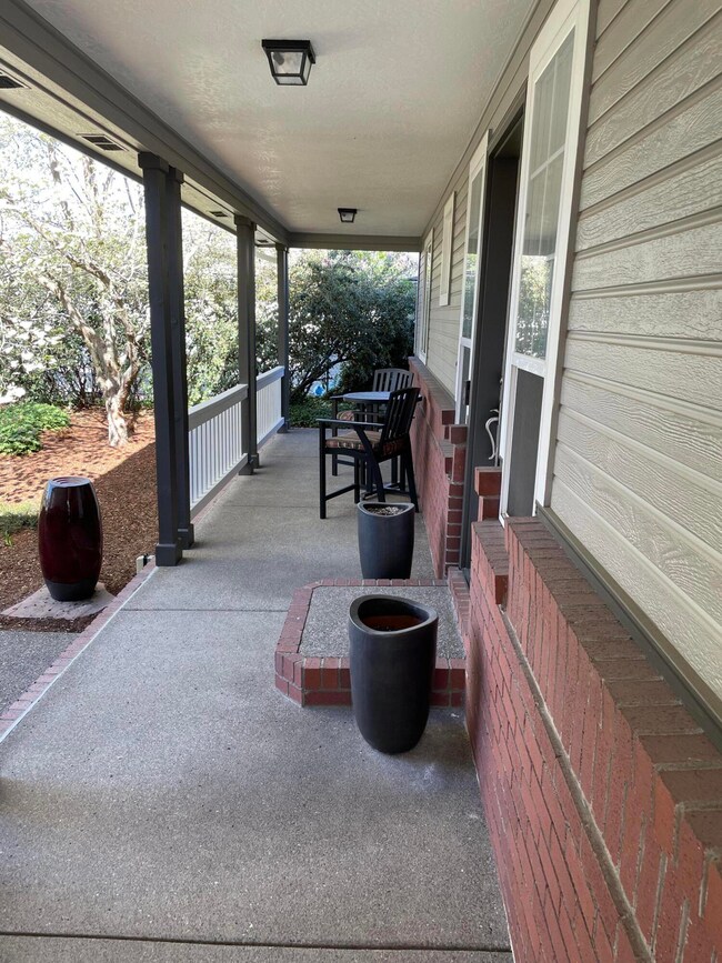 814 Brandon St, Central Point, OR 97502 - photo 7