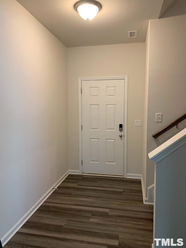 3413 Dropseed Dr, Apex, NC 27502 - photo 5