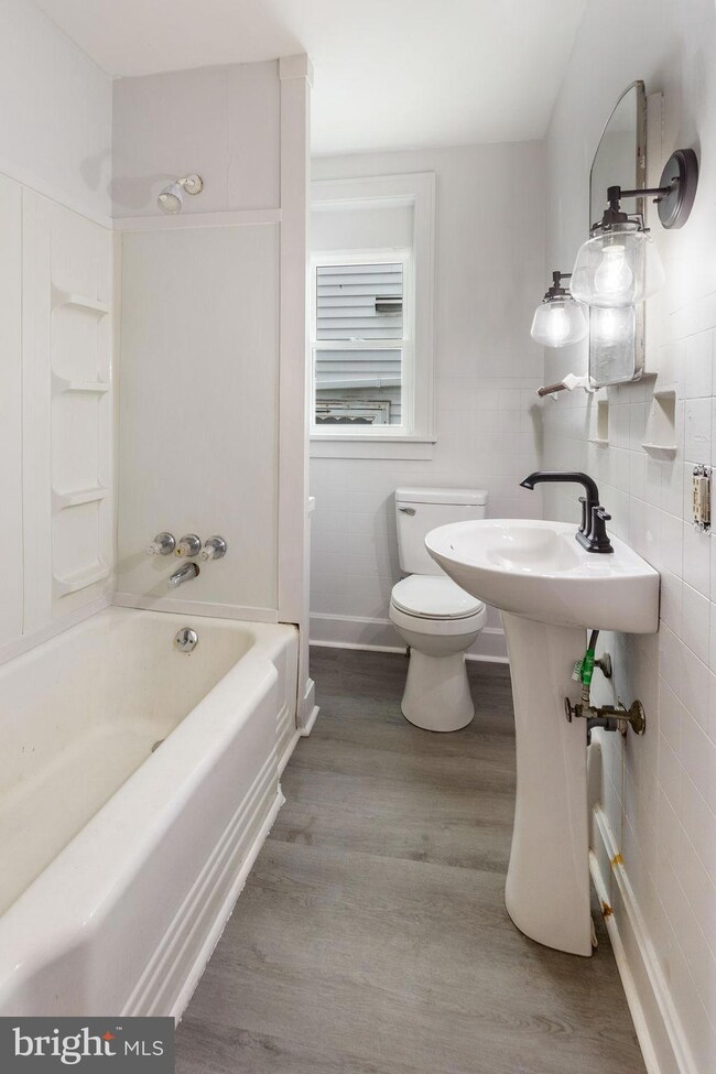 405 W Queen St, Chambersburg, PA 17201 - photo 4