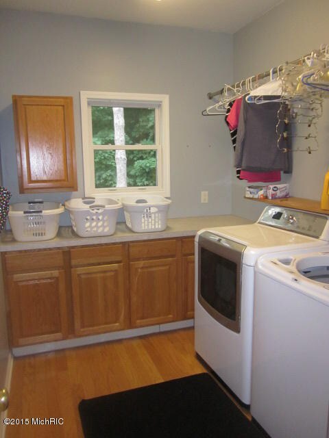 12317 Bowens Mill Rd, Wayland, MI 49348 - photo 3