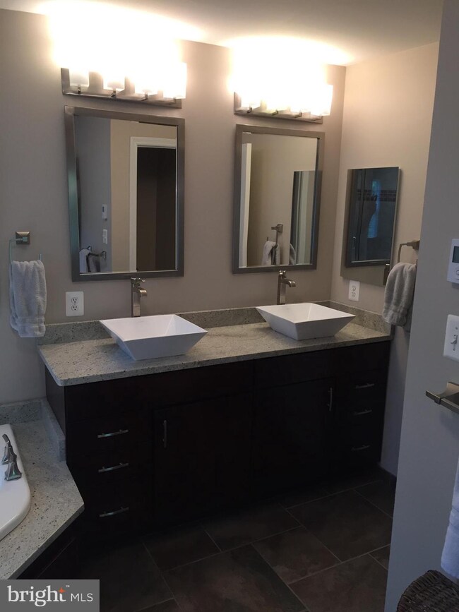 9001 Copperleaf Ln, Fairfax Station, VA 22039 - photo 4