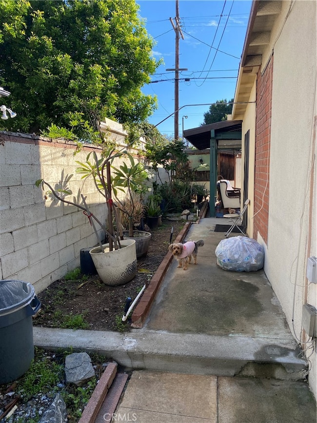 9716 Natick Ave, North Hills, CA 91343 - photo 5