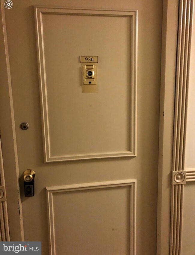 Radnor House unit 926, Bryn Mawr, PA 19010 - photo 4