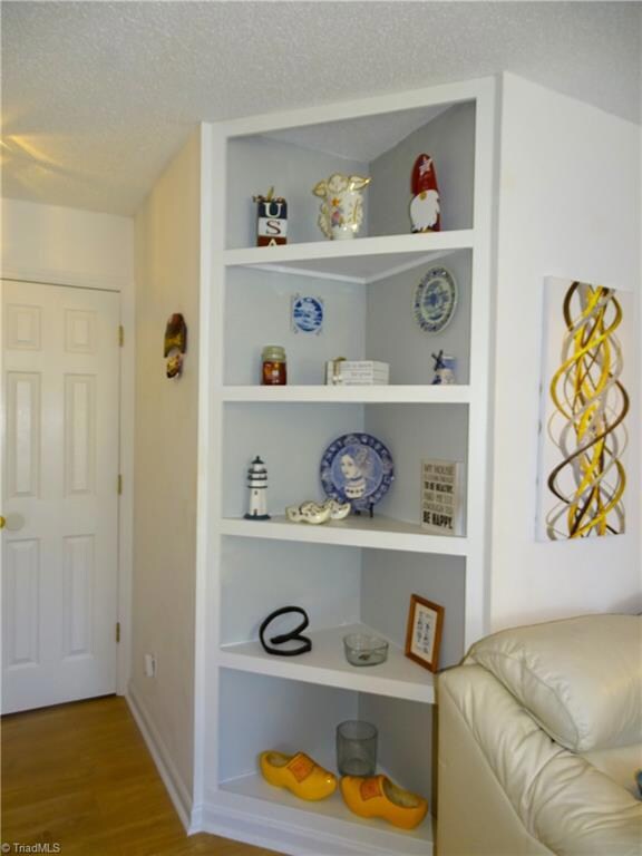 entry shelves
