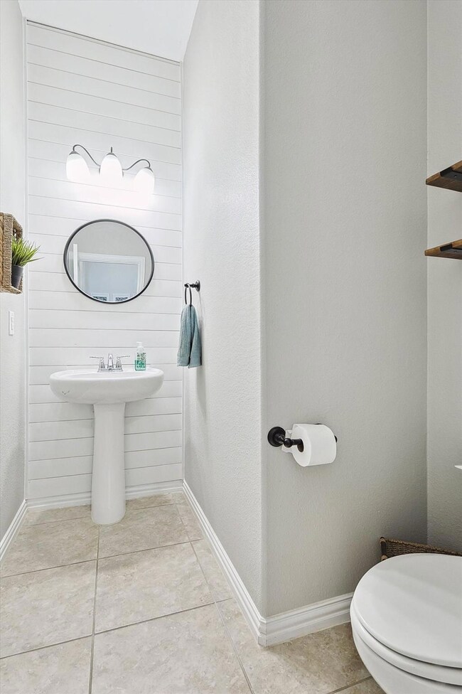 2113 Moonsail Ln, Denton, TX 76210 - photo 4