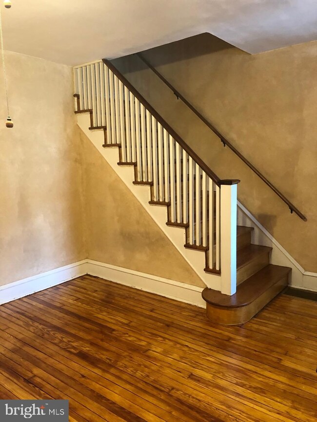 104 Edison Ave, Collingswood, NJ 08108 - photo 3