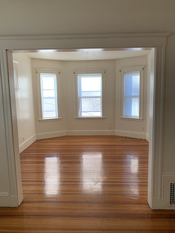 81 Whitfield St unit 2, Dorchester Center, MA 02124 - photo 5