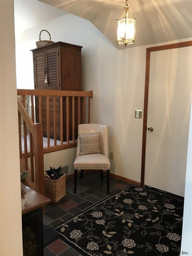 51 Jefferson Rd, Glenmont, NY 12077 - photo 5