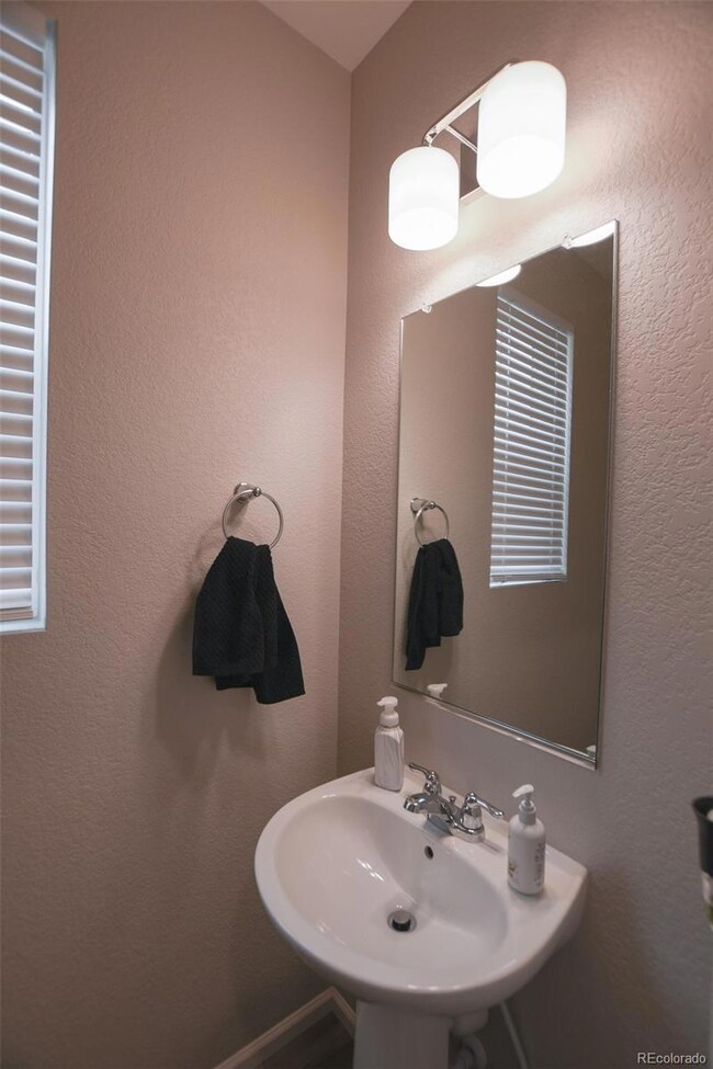 21293 E 59th Place, Aurora, CO 80019 - photo 5