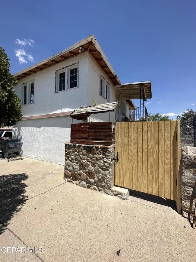 4806 N Stevens St unit 4808, El Paso, TX 79930 - photo 3