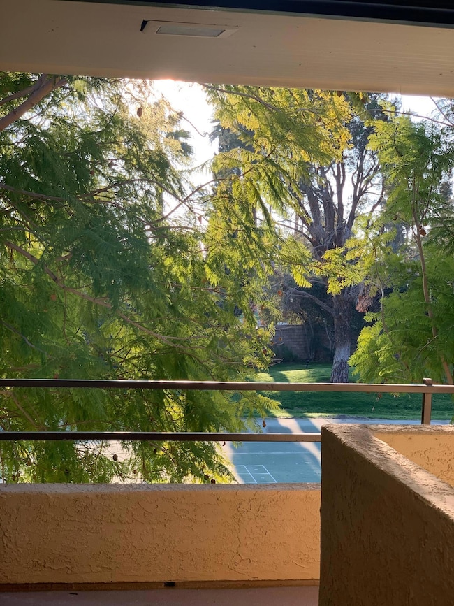 2810 N Arcadia Ct unit 211, Palm Springs, CA 92262 - photo 5