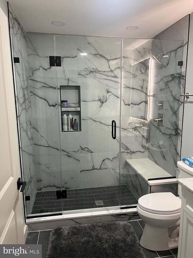 827 Locust Dr, West River, MD 20778 - photo 5