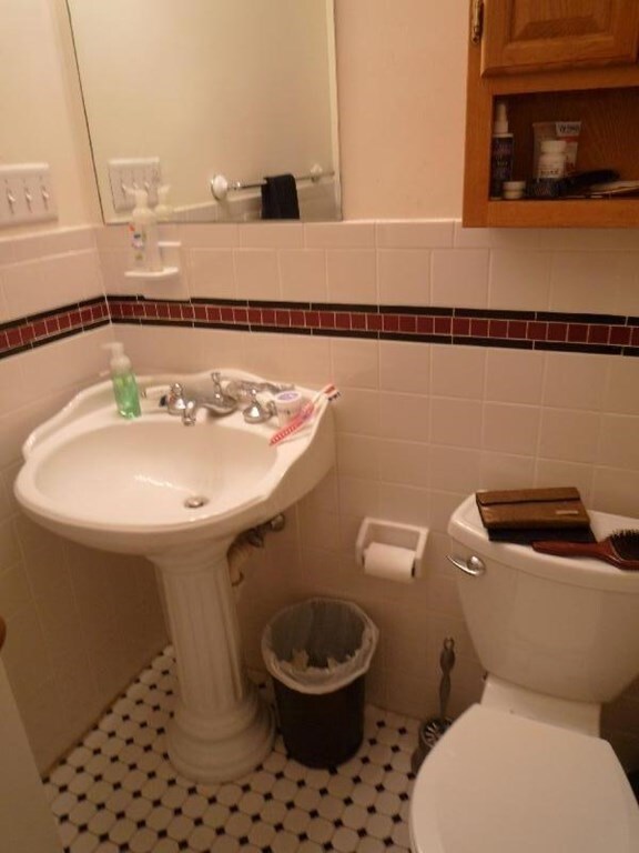 176 Winthrop Rd unit 7, Brookline, MA 02445 - photo 7