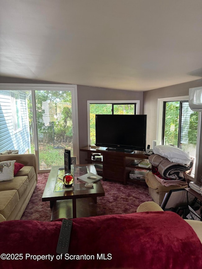 115 Taroli St unit L20 22, Old Forge, PA 18518 - photo 6