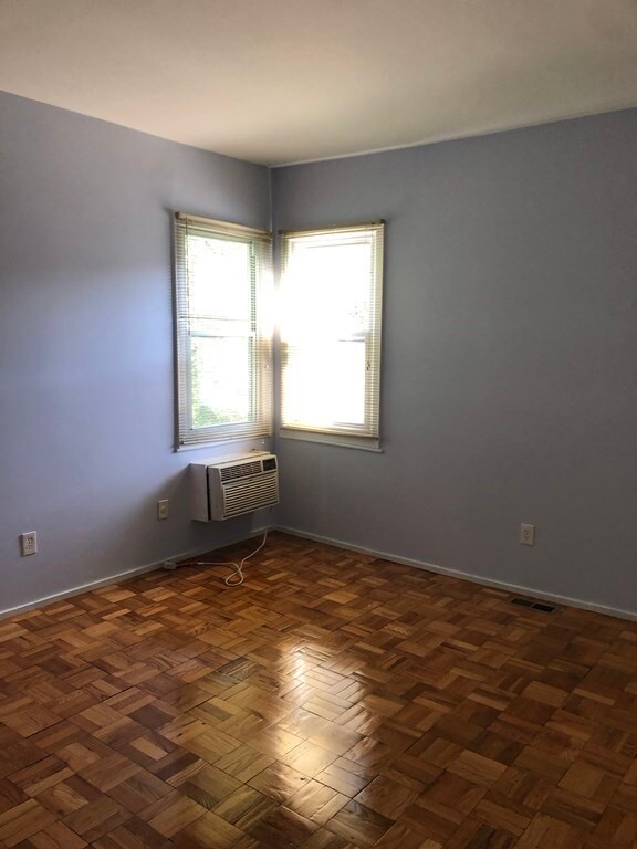 275 Walden St unit 3 R, Cambridge, MA 02138 - photo 6