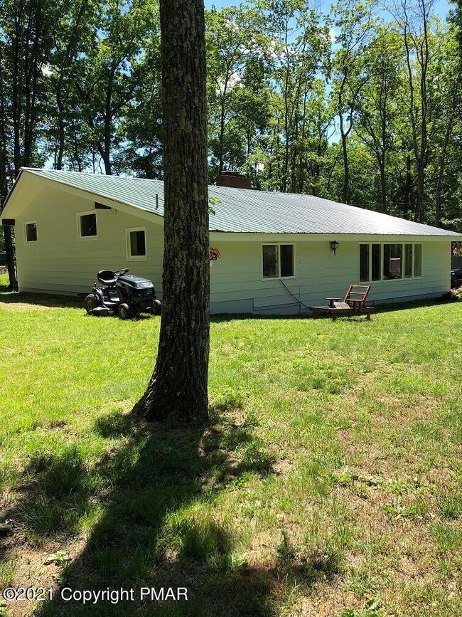 2112 Sassafras Ln, Kunkletown, PA 18058 - photo 3