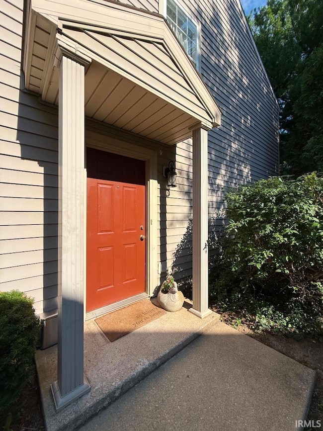 641 Bayberry Ct W, Bloomington, IN 47401 - photo 2