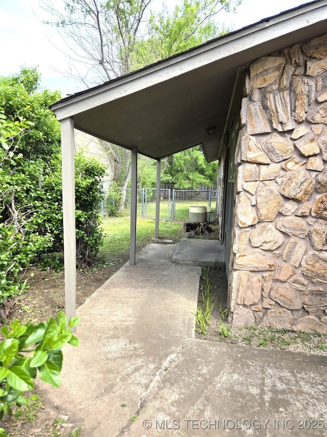Each features a large covered front porch. This si