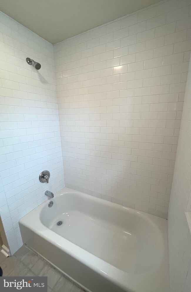 212 W Ridley Ave unit B, Norwood, PA 19074 - photo 7