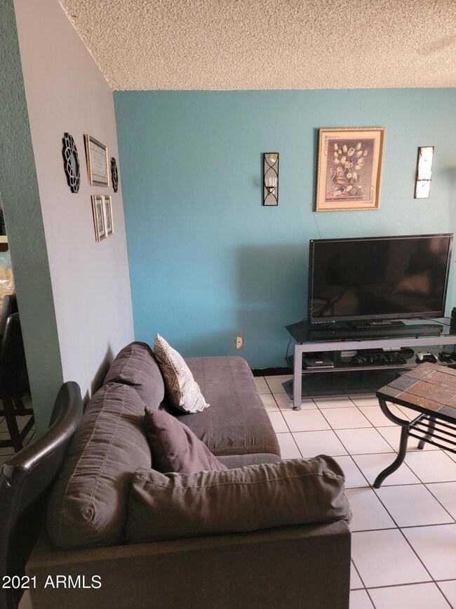 2523 N 58th Ln, Phoenix, AZ 85035 - photo 3