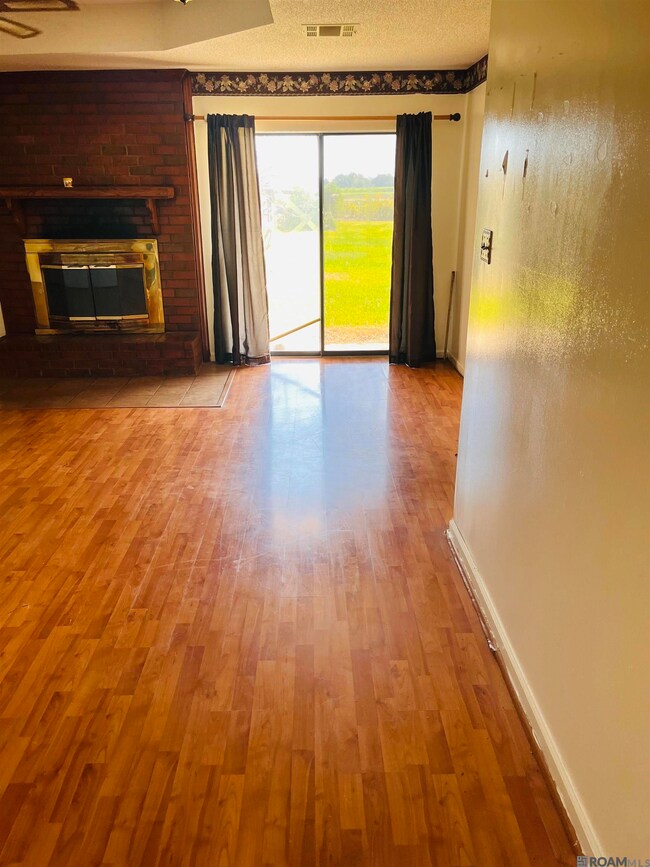 206 Ideal St, Belle Rose, LA 70341 - photo 6