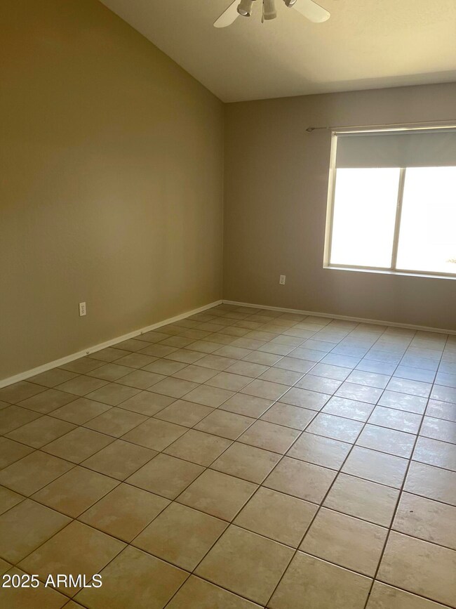 2463 S Avoca Cir, Mesa, AZ 85209 - photo 5